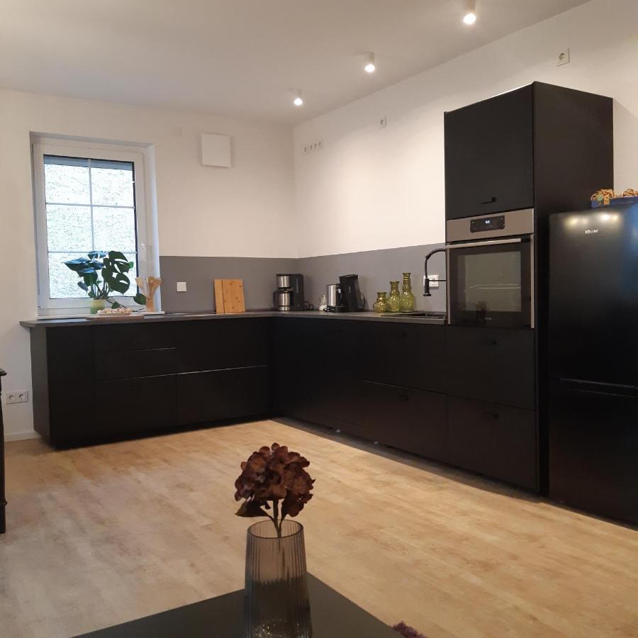 Ferienwohnung In Hohen Neuendorf Bei Berlin, Zentral Gelegen ภายนอก รูปภาพ