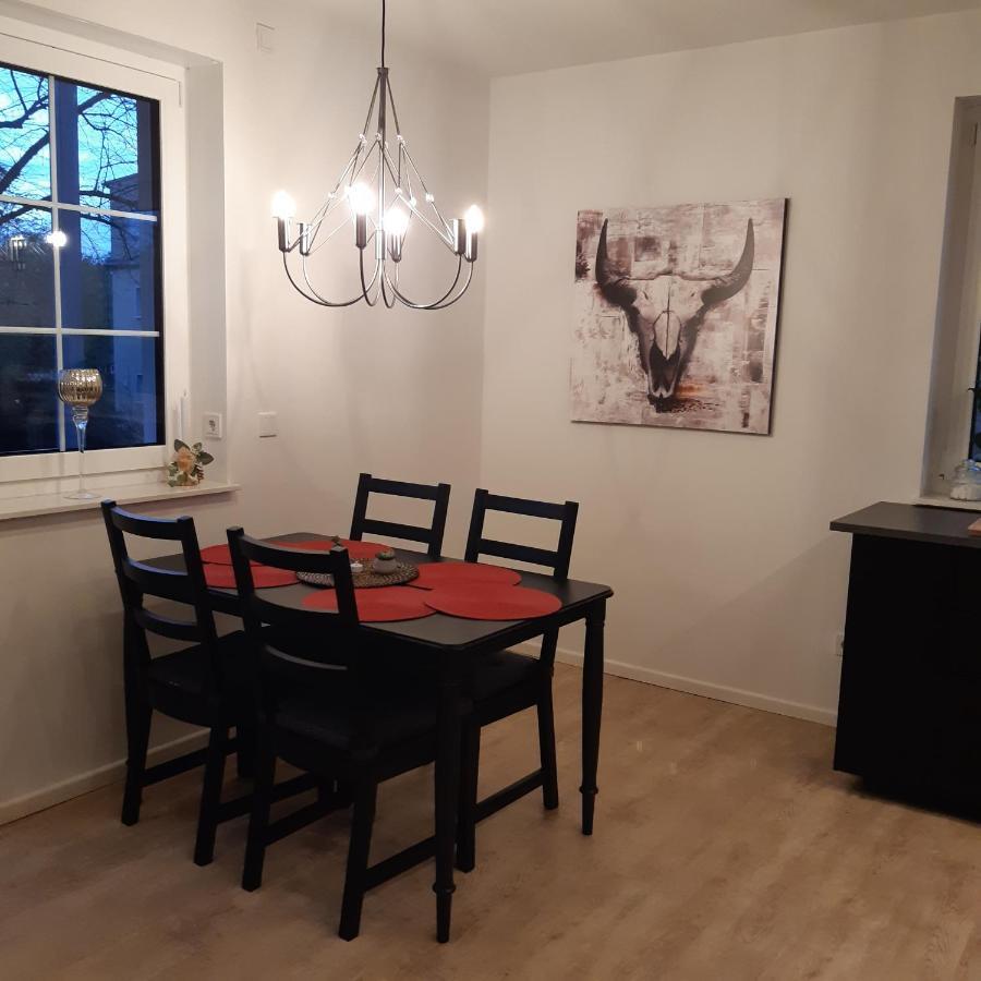 Ferienwohnung In Hohen Neuendorf Bei Berlin, Zentral Gelegen ภายนอก รูปภาพ